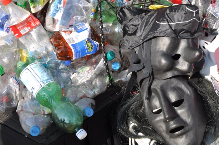 dcx1202_0404